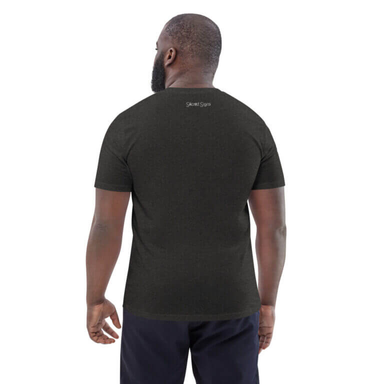 Men's dark green t-shirt viewed from the back, featuring a simple design and comfortable fit, suitable for casual wear.